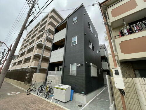 兵庫県西宮市笠屋町 3階建 築5年4ヶ月