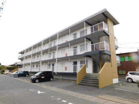 マンション楠通り 3階建