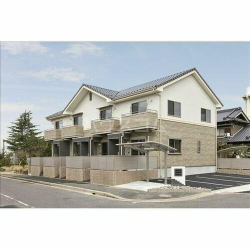 愛知県名古屋市名東区豊が丘 2階建