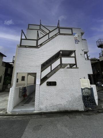 スカイコート西川口４ 3階建