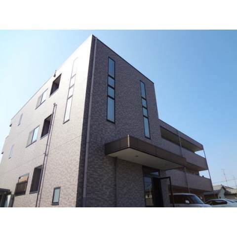 静岡県浜松市中央区茄子町 3階建 築23年2ヶ月