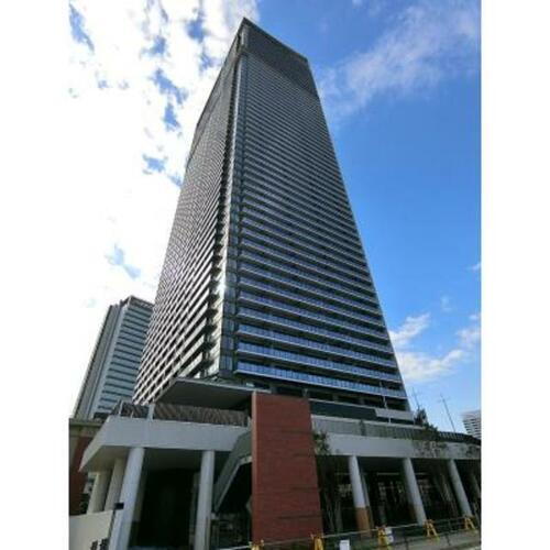 ザ・タワー横浜北仲 地上58階地下1階建