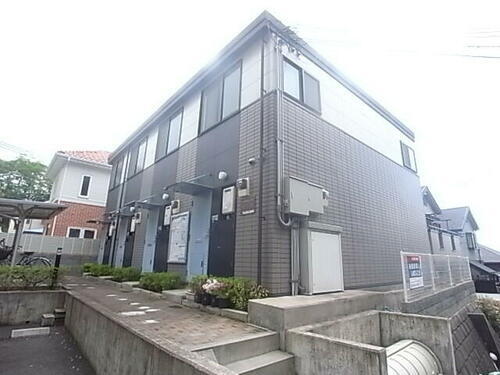 レオパレス長峰ヴィラ 2階建