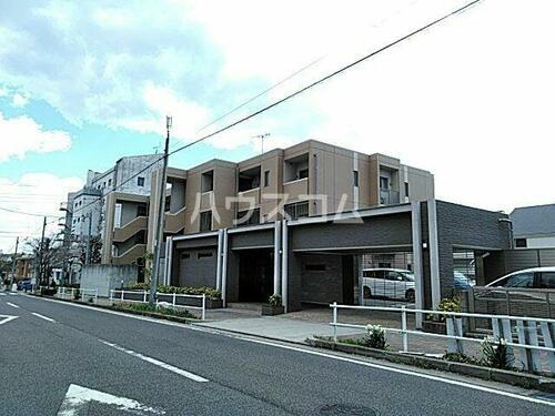 愛知県名古屋市名東区亀の井３丁目 築11年8ヶ月 3階建