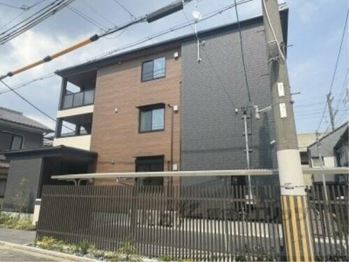 京都府京都市下京区中堂寺北町 築1年未満 3階建