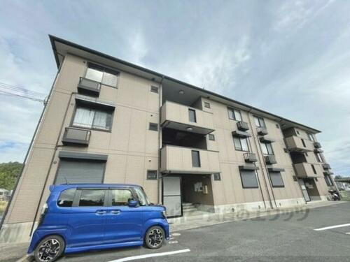 奈良県北葛城郡上牧町大字中筋出作 築22年11ヶ月 3階建