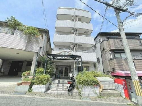 奈良県生駒市山崎新町 7階建