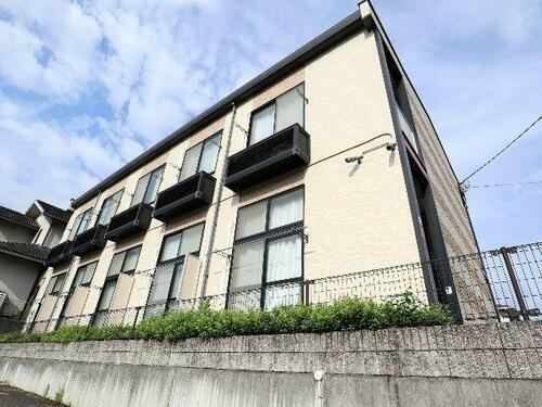 京都府木津川市兜台６丁目 2階建