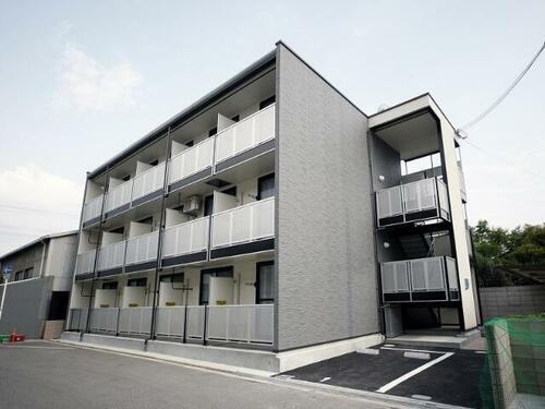 大阪府大阪市平野区加美正覚寺３丁目 3階建