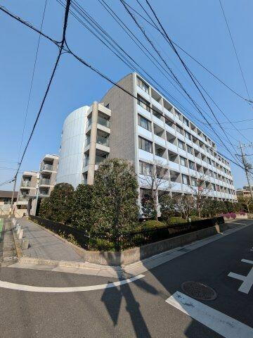 埼玉県さいたま市浦和区前地１丁目 地上6階地下1階建