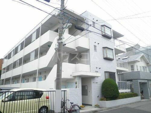 メゾン高砂 地上3階地下1階建