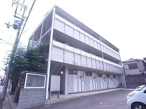 兵庫県尼崎市稲葉荘１丁目 3階建