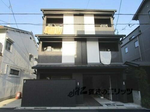 京都府京都市上京区一町目 築3年11ヶ月 3階建