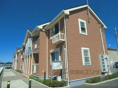 滋賀県愛知郡愛荘町野々目 2階建 築16年1ヶ月