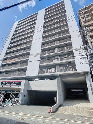 レジディア西新 14階建