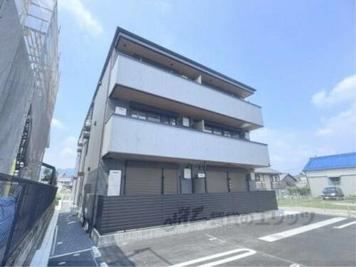 滋賀県大津市瀬田２丁目 築1年未満 3階建