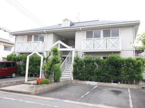 サンクレール名島 2階建