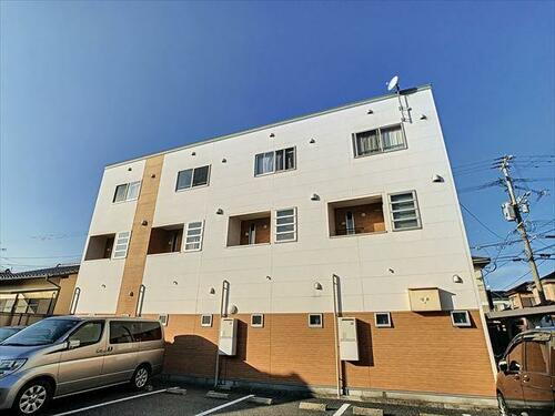 パストラルコート田隈 2階建