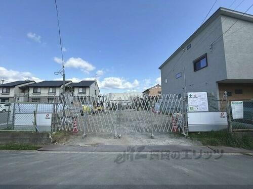 京都府城陽市寺田乾出北 2階建