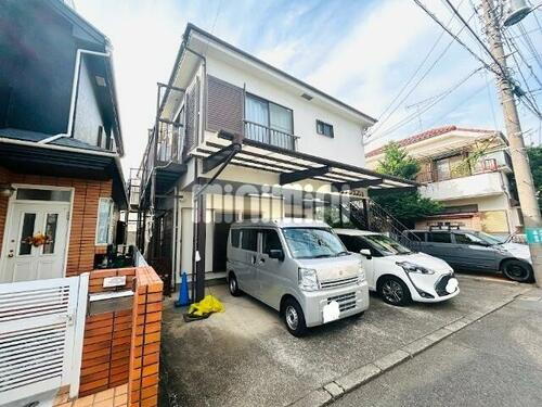 メゾン・ブランシュ スーパーが近くにあり、閑静な住宅街です。