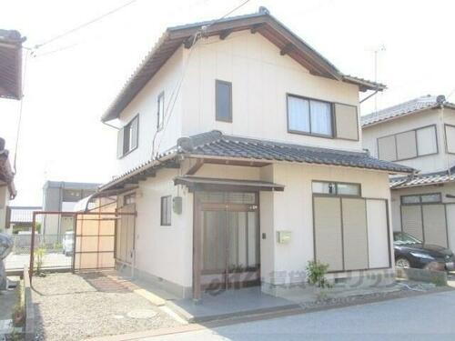 滋賀県長浜市平方町 2階建