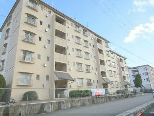 滋賀県栗東市坊袋 5階建 築36年9ヶ月