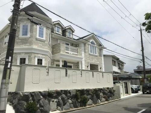 大阪府豊中市新千里北町３丁目 平屋建て