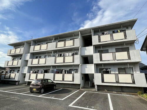 マンション日吉 3階建