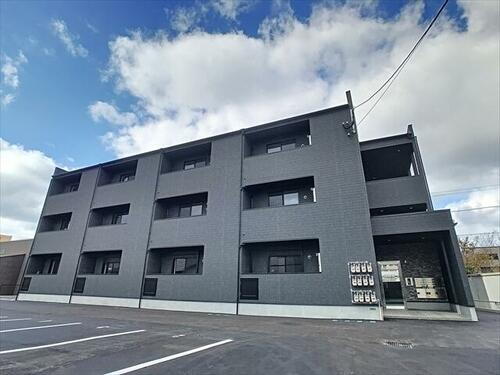 サニーガーデン糸島 3階建