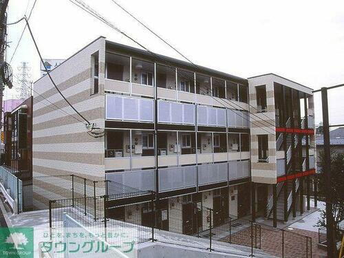 神奈川県横浜市戸塚区汲沢１丁目 3階建
