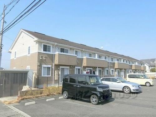 滋賀県東近江市桜川西町 賃貸アパート