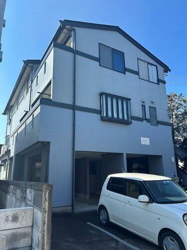 クレール 3階建
