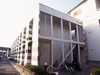 兵庫県尼崎市額田町 2階建