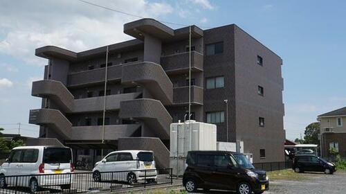 三日市ＴＳガーデンアベニュー 4階建