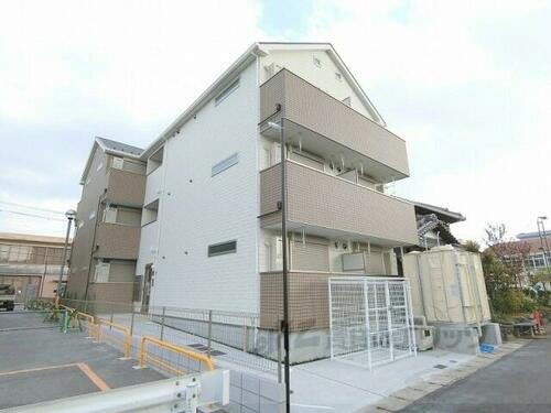 滋賀県野洲市小篠原 3階建 築2年3ヶ月