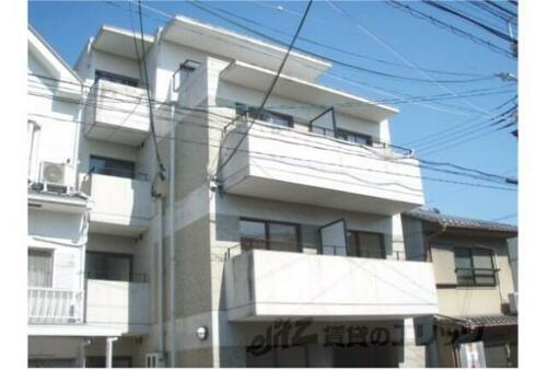 エクセルワンズ八条 4階建