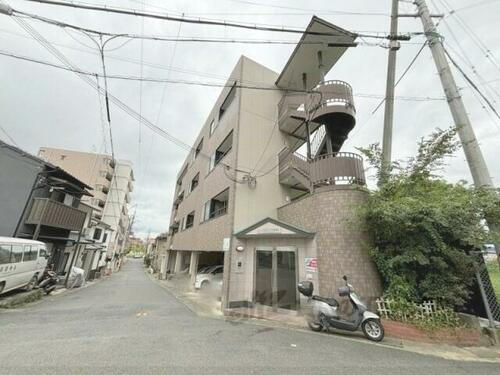 京都府京都市伏見区深草勧進橋町 3階建 築27年7ヶ月