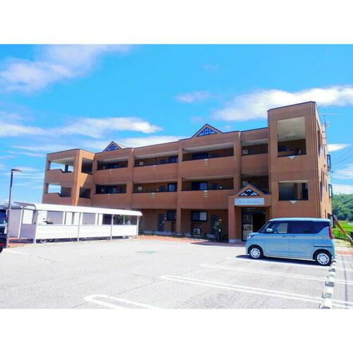 長野県上田市塩川 賃貸マンション