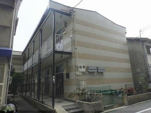 レオパレス上坂部２ 2階建