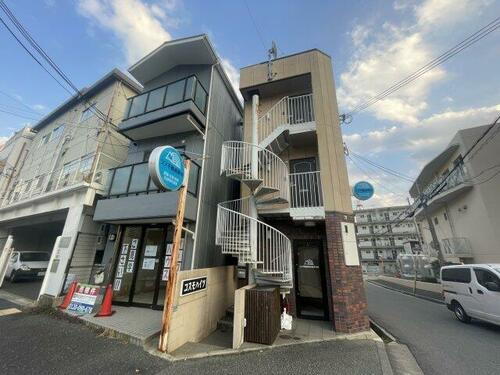 コスモハイツ 3階建