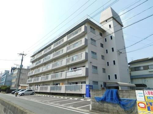 福岡県北九州市小倉北区片野新町１丁目 5階建