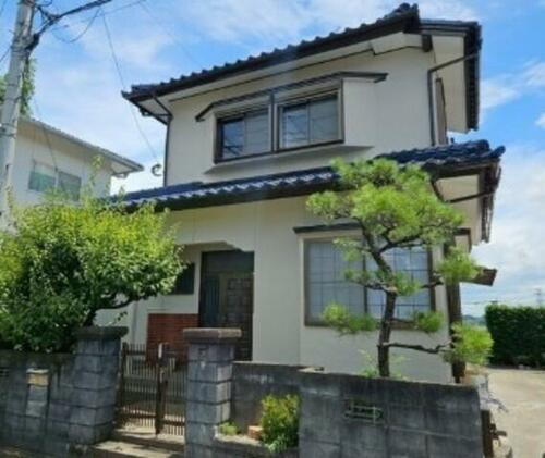 牛島一戸建て　１