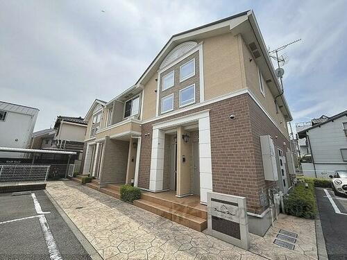 プリムローズ　ハウス 2階建