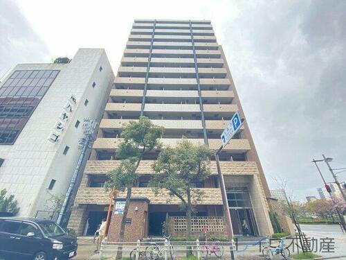 プレサンス難波元町 15階建