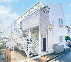 神奈川県横浜市金沢区平潟町 2階建
