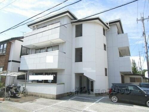 滋賀県米原市高溝 築36年10ヶ月 3階建