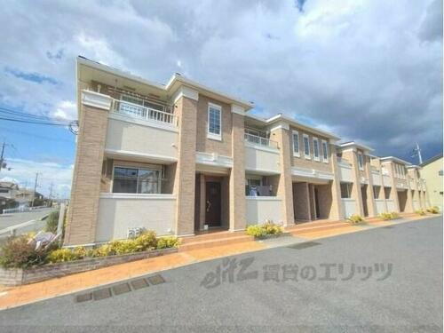 奈良県香芝市五位堂 2階建
