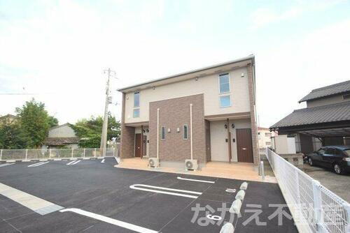 徳島県小松島市中田町字出口 2階建 築1年11ヶ月