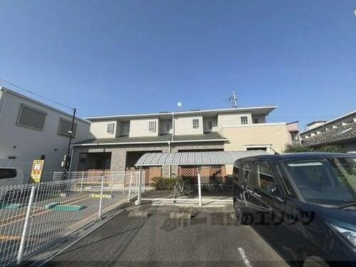兵庫県尼崎市下坂部１丁目 2階建