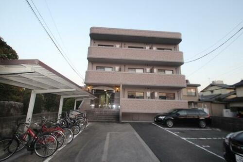 クレベール相原 3階建